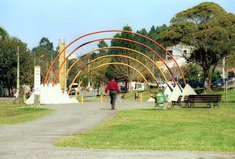 Bairro Bacacheri_ Portal do Parque Gal.Iberê de Matos (Parque do Bacacheri) Curitiba, 04/08/99 Foto: Nani Gois/SMCS (9845-11a)